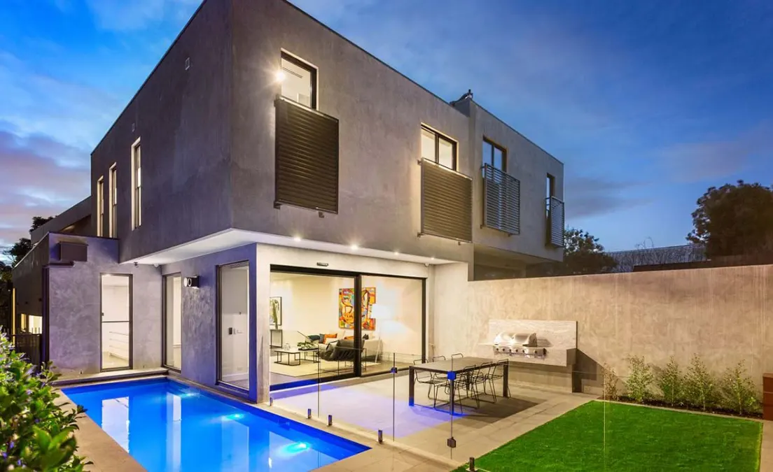 Aluminium glazed door on an architectural home